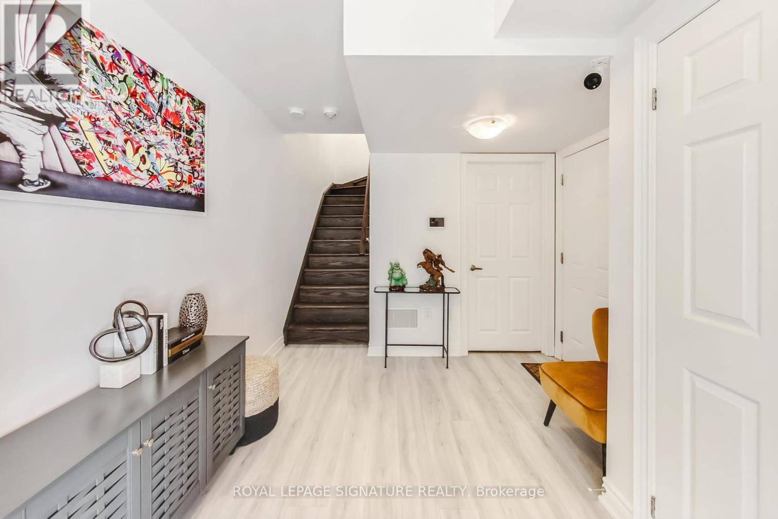 Oakville (wt West Oak Trails), ON L6M0S4,2435 Greenwich DR #65