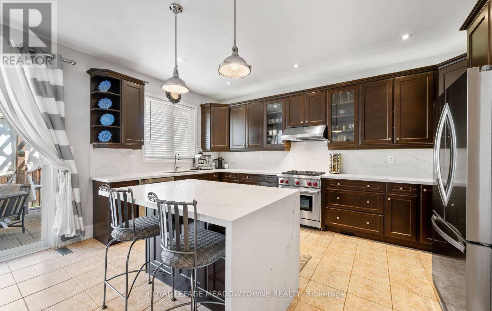 Milton (co Coates), ON L9T7R8,663 SNIDER TERRACE