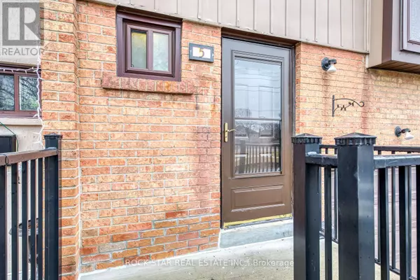 Brampton (central Park), ON L6S3K9,5 Moregate CRES #69