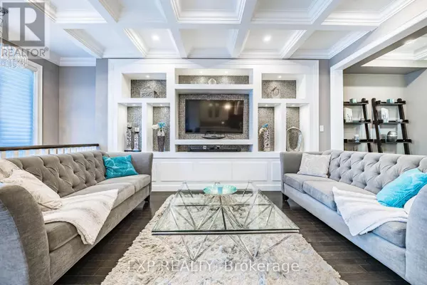 Oakville (bc Bronte Creek), ON L6M0S2,2465 VILLAGE COMMON STREET