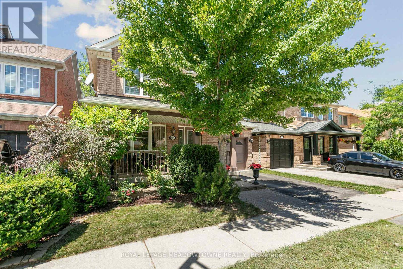 Oakville (wt West Oak Trails), ON L6H1P8,1325 ASHWOOD TERRACE