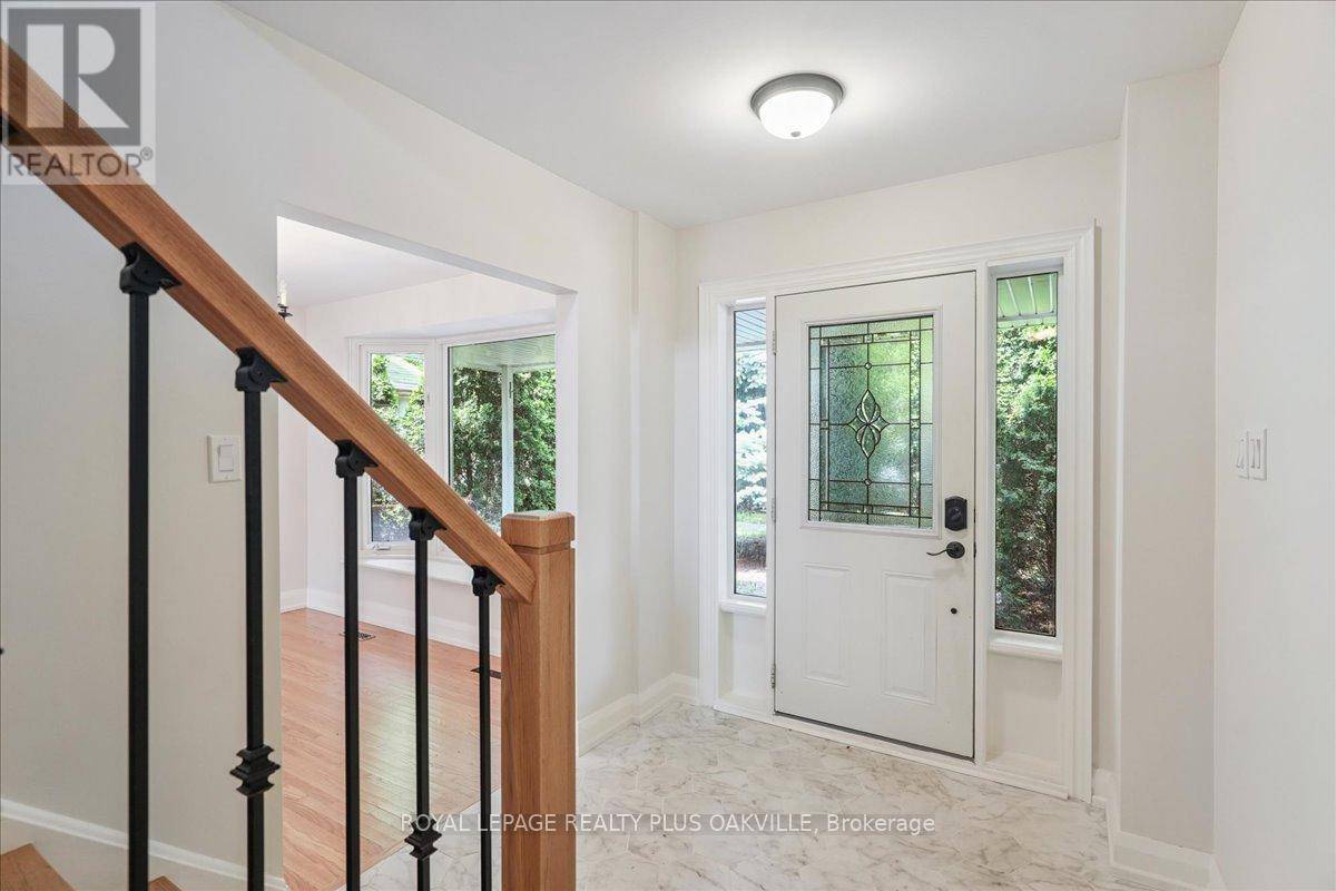 Mississauga (applewood), ON L4X1N7,1724 KIRKWALL CRESCENT
