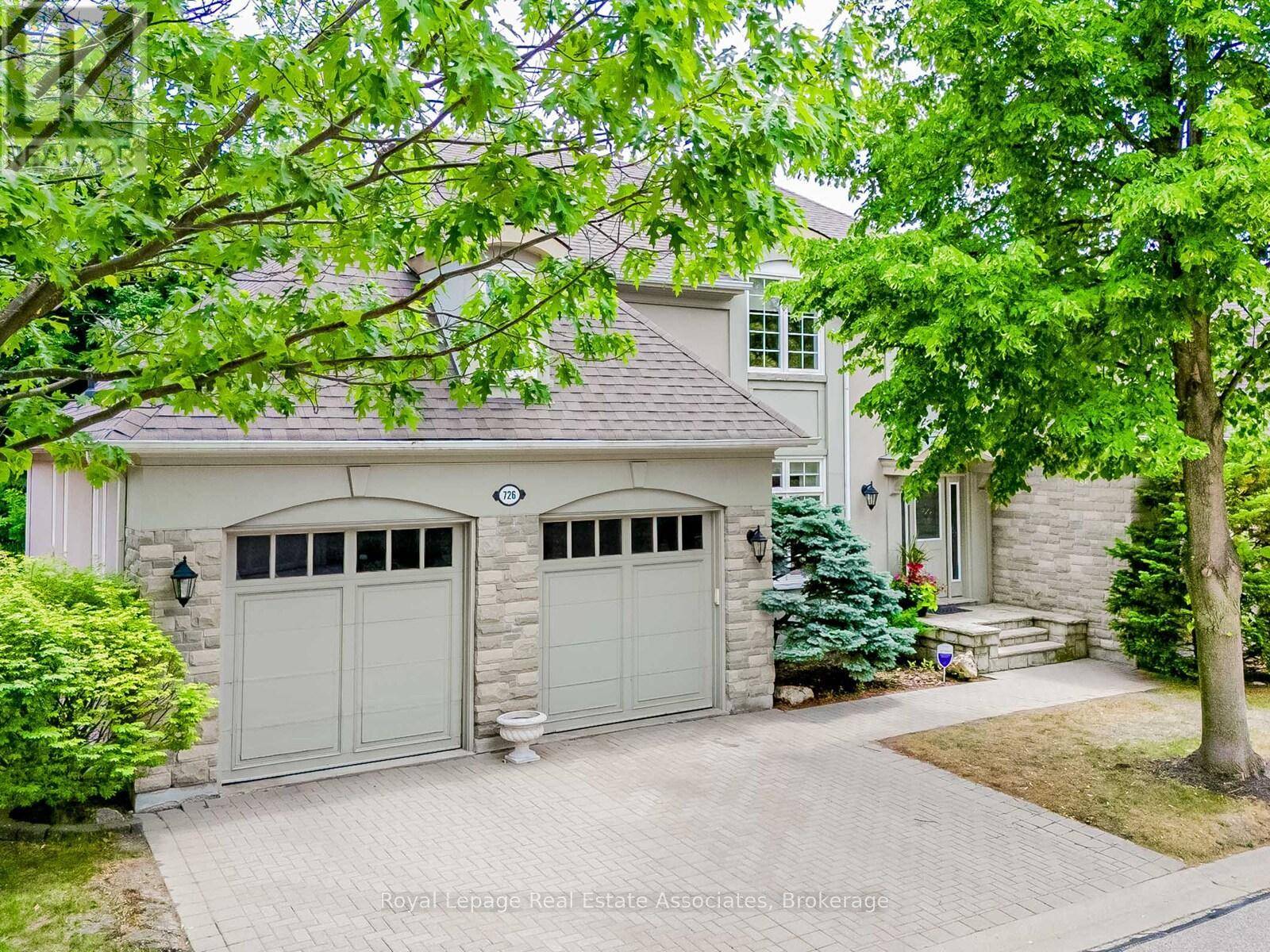 Mississauga (lorne Park), ON L5H4L2,726 HIDDEN GROVE LANE