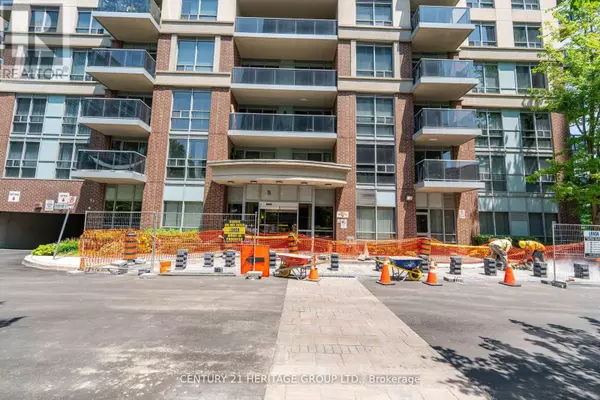 Toronto (islington-city Centre West), ON M9A0A3,5 Michael Power PL #2002