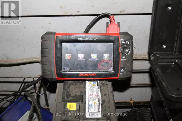 Toronto (york University Heights), ON M3J1Z9,70 Lepage CT #2