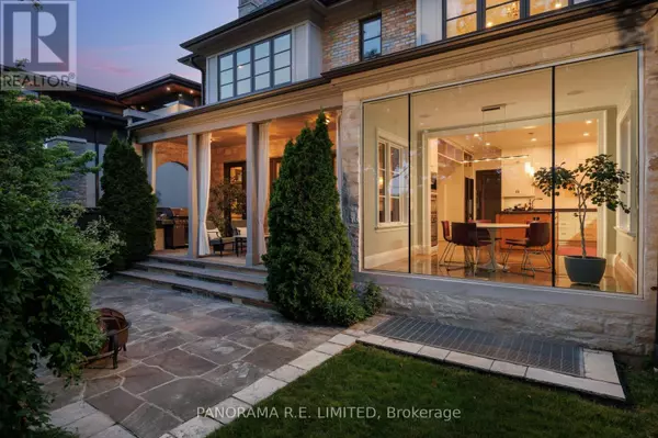 Toronto (islington-city Centre West), ON M8Z3C2,19 GRAYSTONE GARDENS