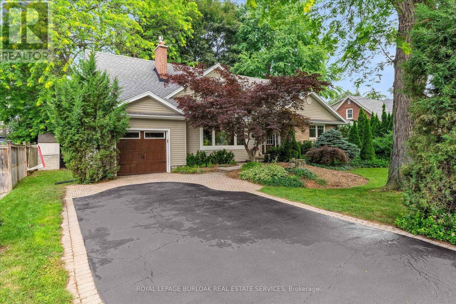 2189 DEYNCOURT DRIVE, Burlington (brant), ON L7R1W2