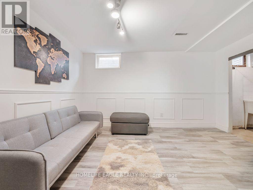 Mississauga (malton), ON L4T2S7,7255 Dooley DR #16