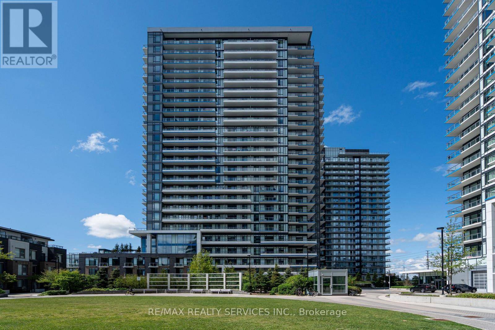 Mississauga (central Erin Mills), ON L5M0Y3,2560 Eglinton AVE West #503