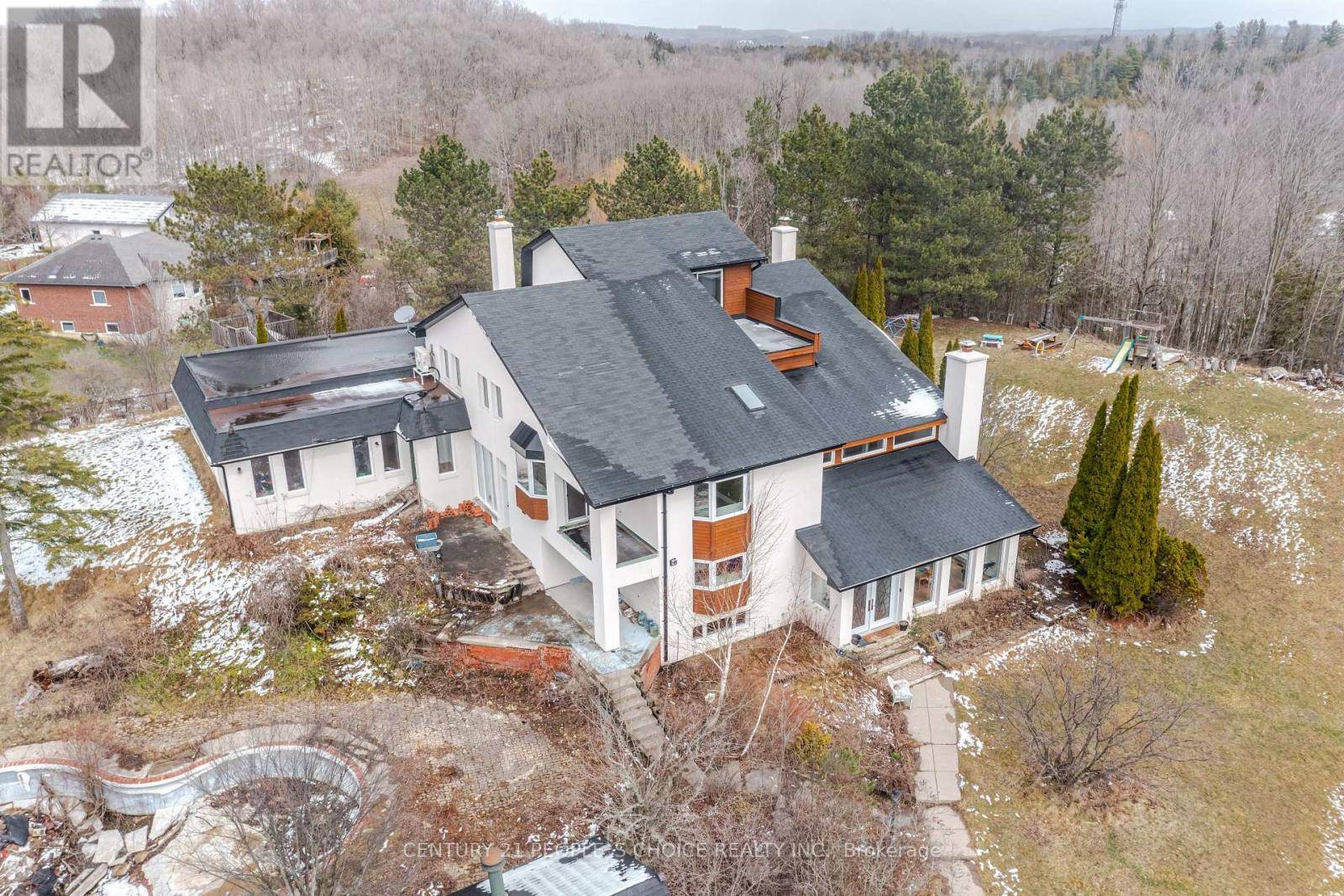 Caledon, ON L7E0N1,29 BARTLEY DRIVE