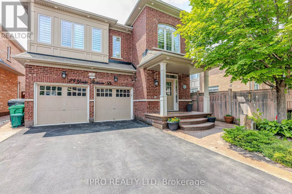 Brampton (credit Valley), ON L6Y2M7,29 GEORGE ROBINSON DRIVE E
