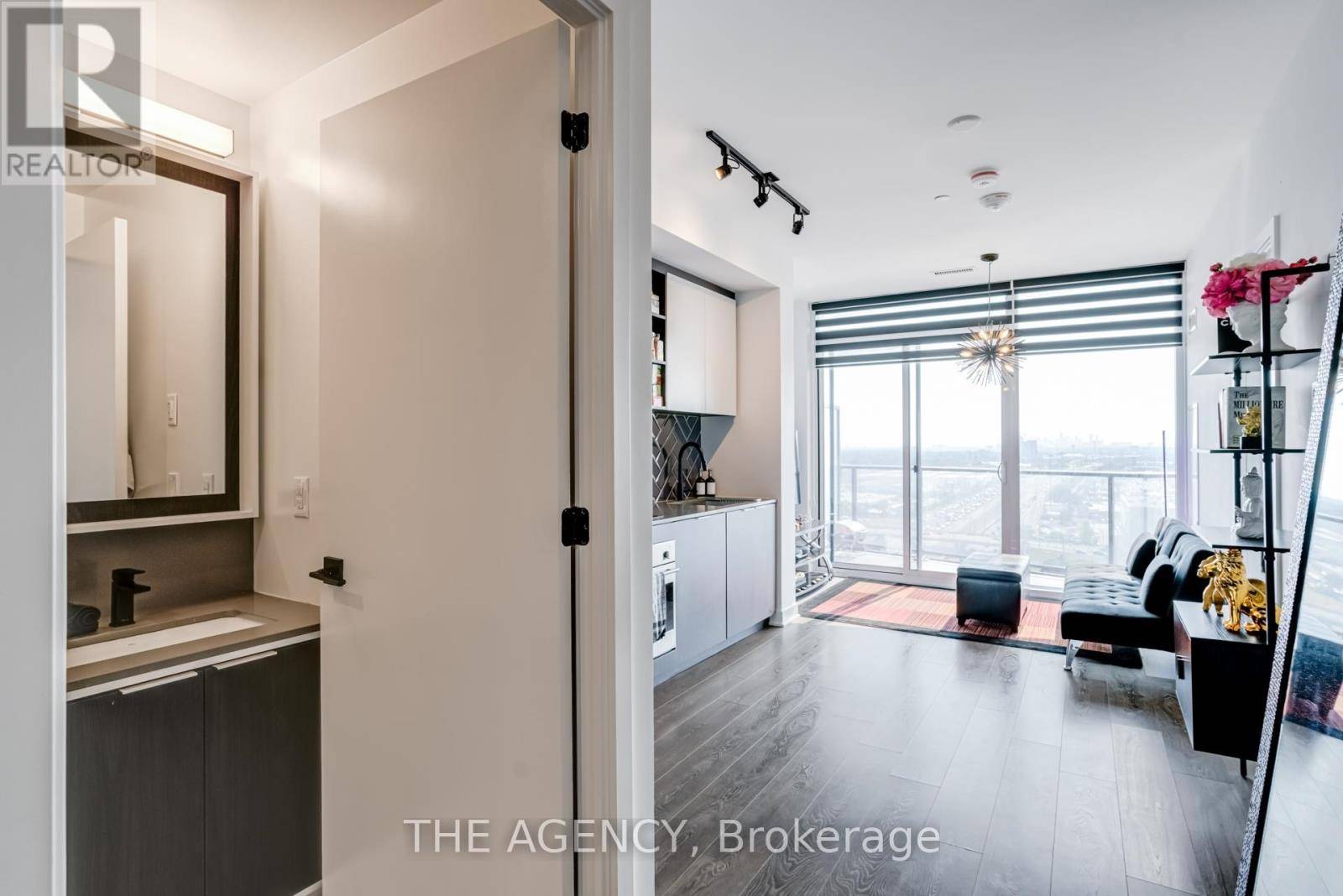 Toronto (islington-city Centre West), ON M8Z0G5,36 Zorra ST #1802