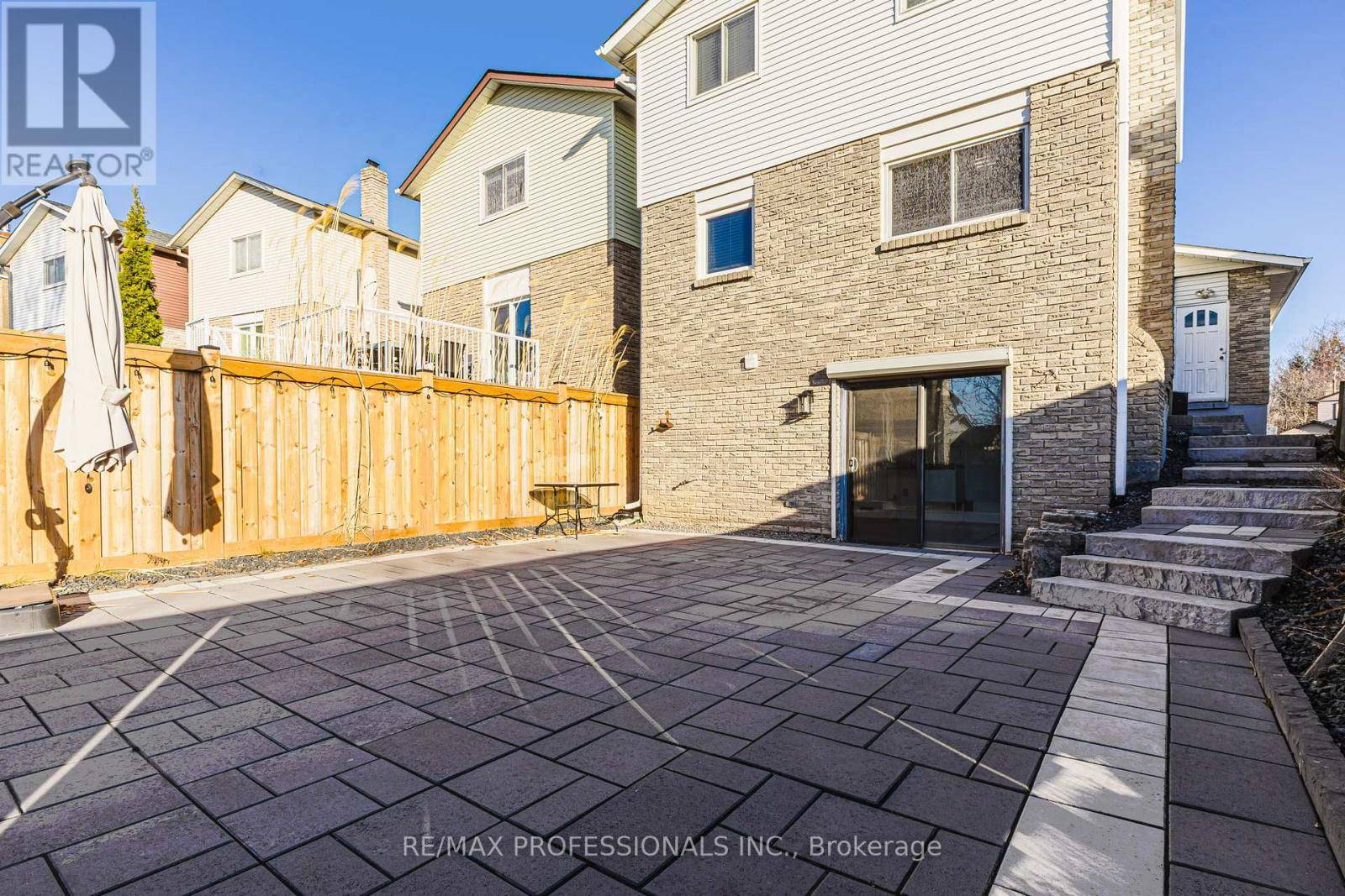 Burlington (brant Hills), ON L7P3Y4,LOWER LEVEL - 2416 MALCOLM CRESCENT