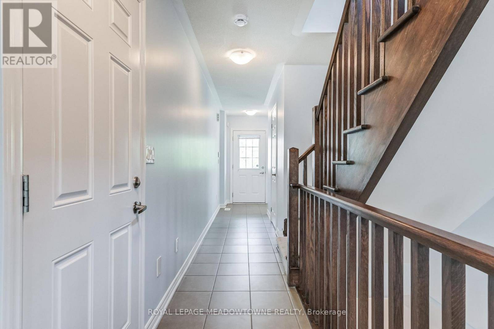 Mississauga (churchill Meadows), ON L5M0X1,5050 Harvard RD #1