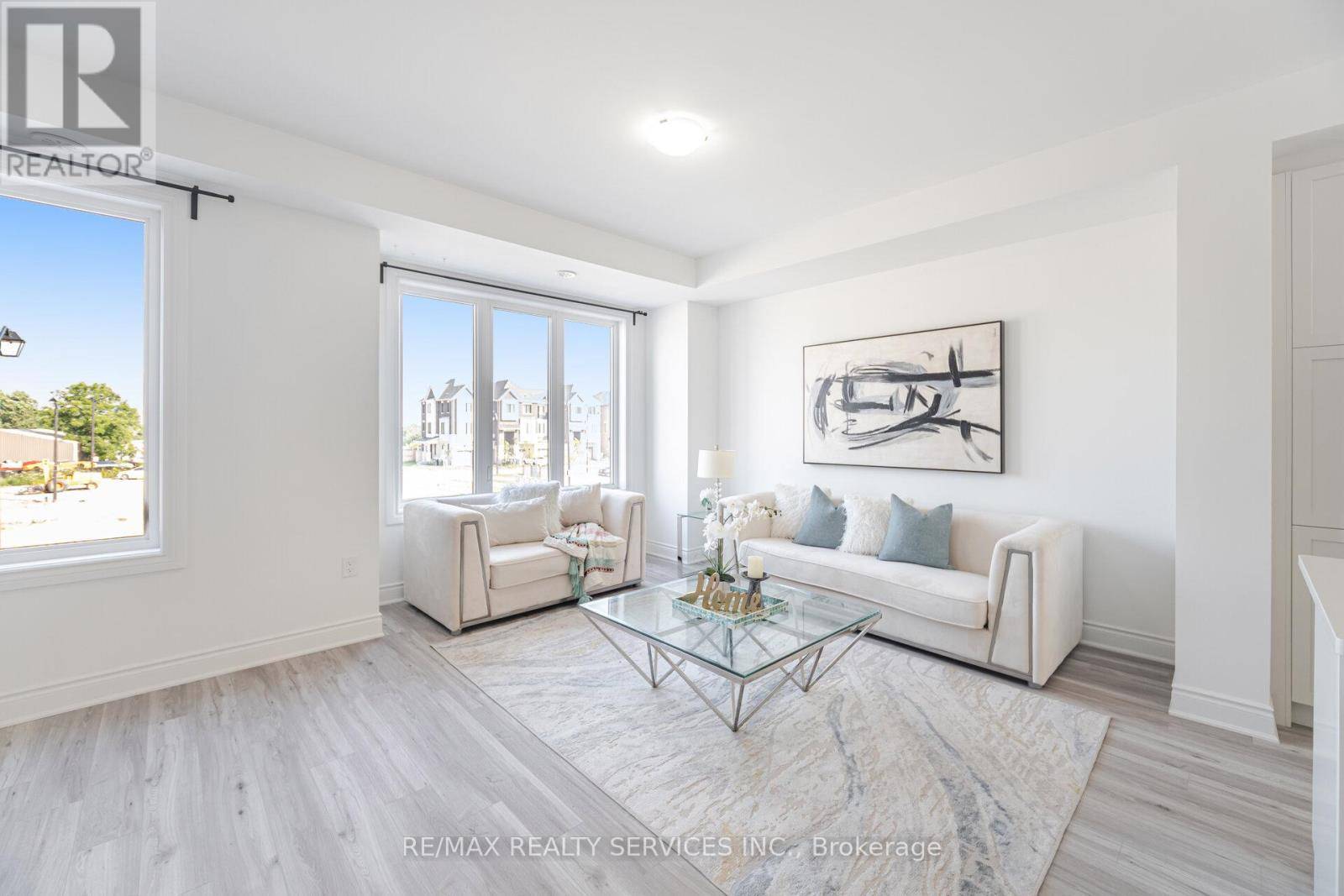Mississauga (churchill Meadows), ON L5M2S7,5184 VIOLA DESMOND DRIVE