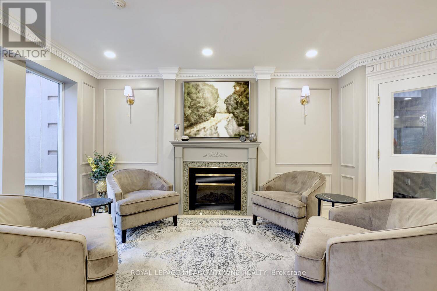 Burlington (brant Hills), ON L7P5B8,2075 Amherst Heights DR #606
