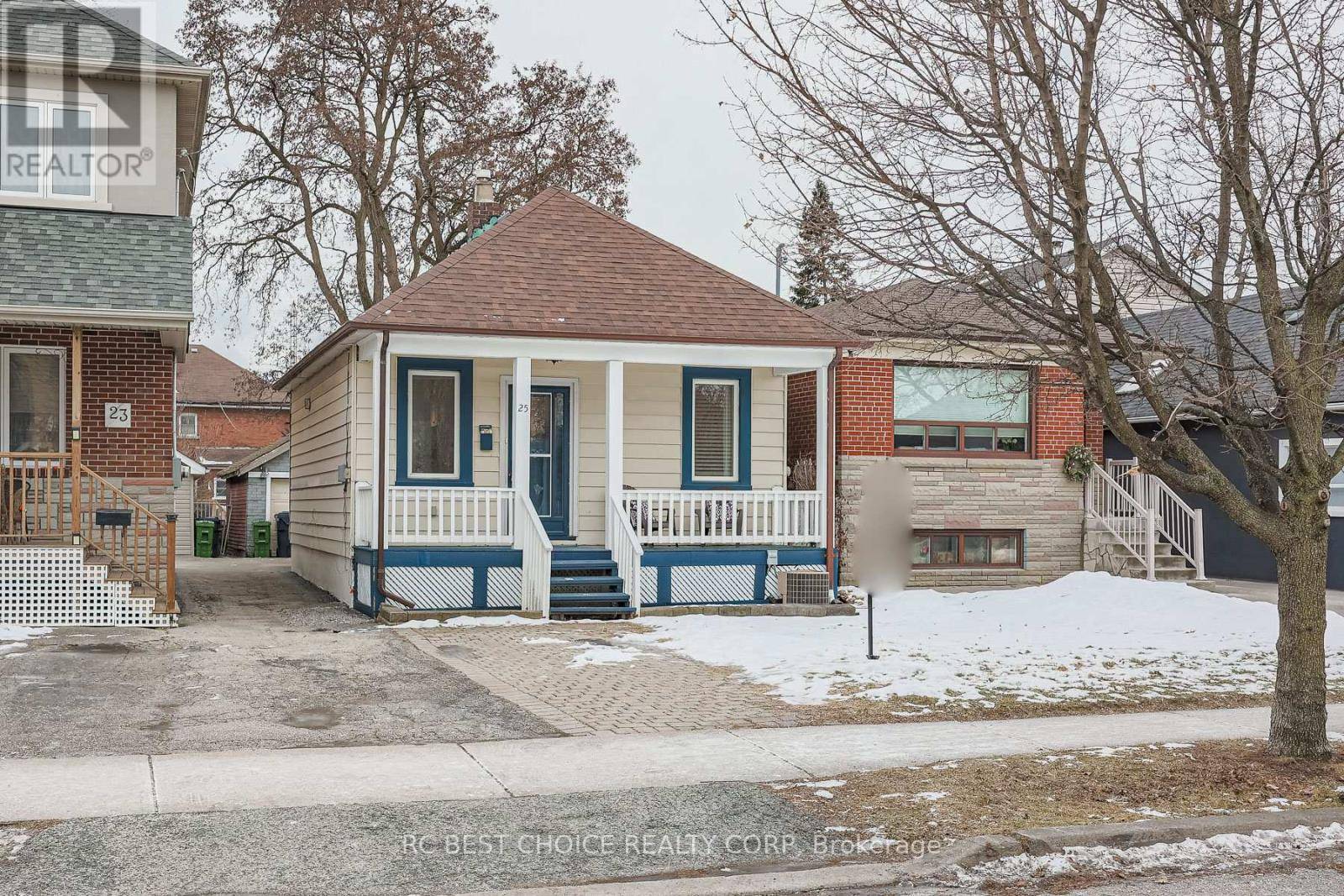 25 HAY AVENUE, Toronto (mimico), ON M8Z1G2
