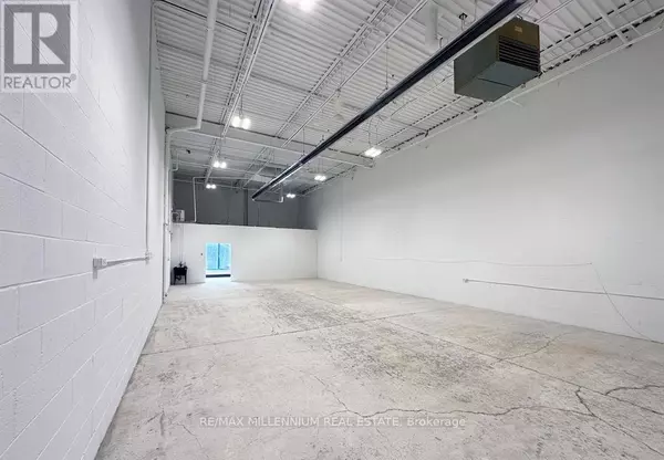 Mississauga (northeast), ON L5T2C6,975 Mid-Way BLVD #8