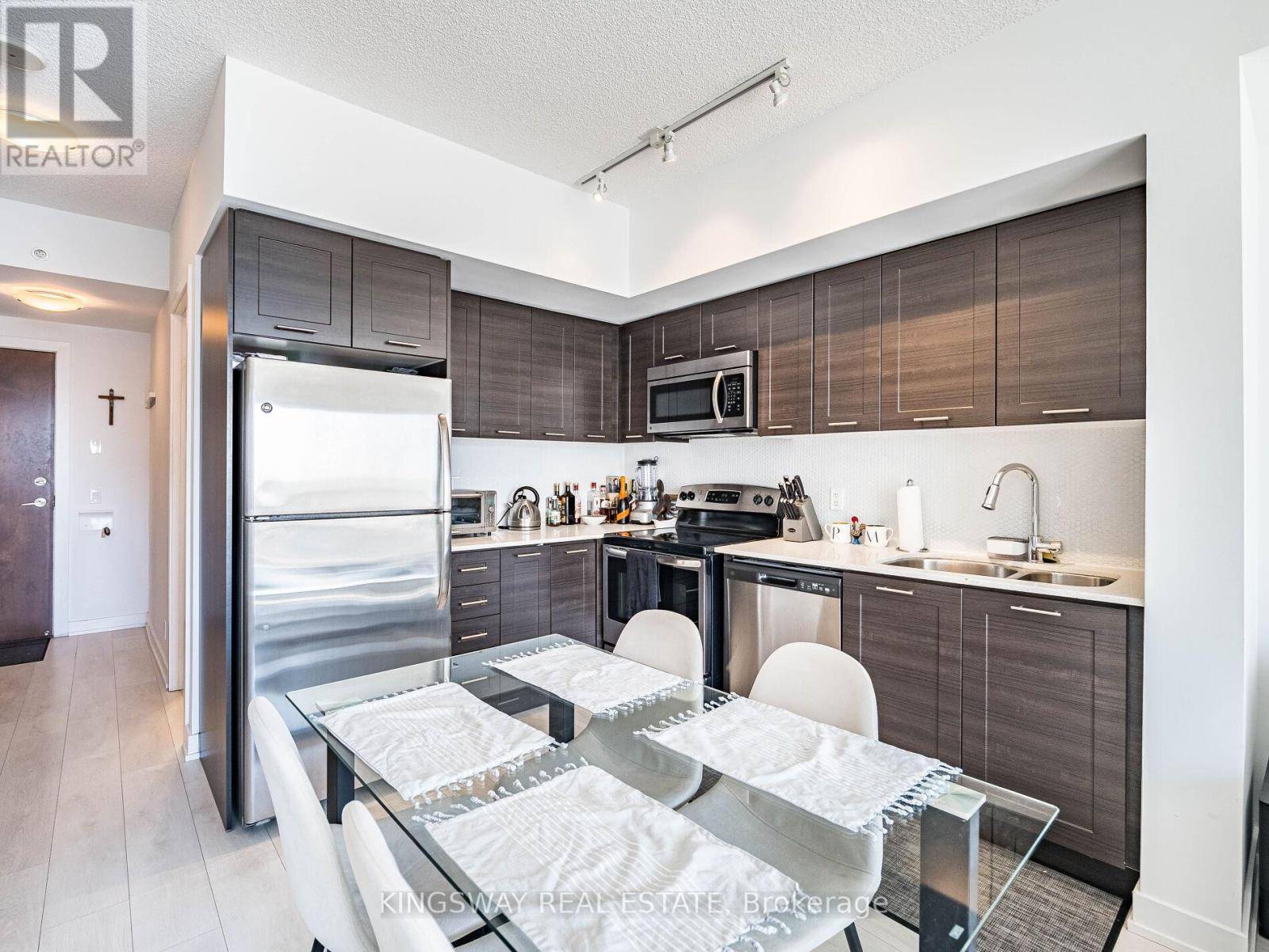 Toronto (mimico), ON M8V1A4,2200 Lake Shore BLVD West #3508