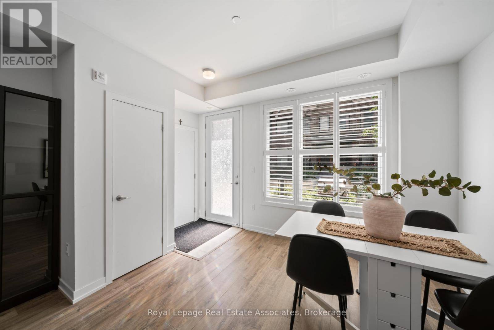Mississauga (erin Mills), ON L5L0C1,3546 Colonial DR #10
