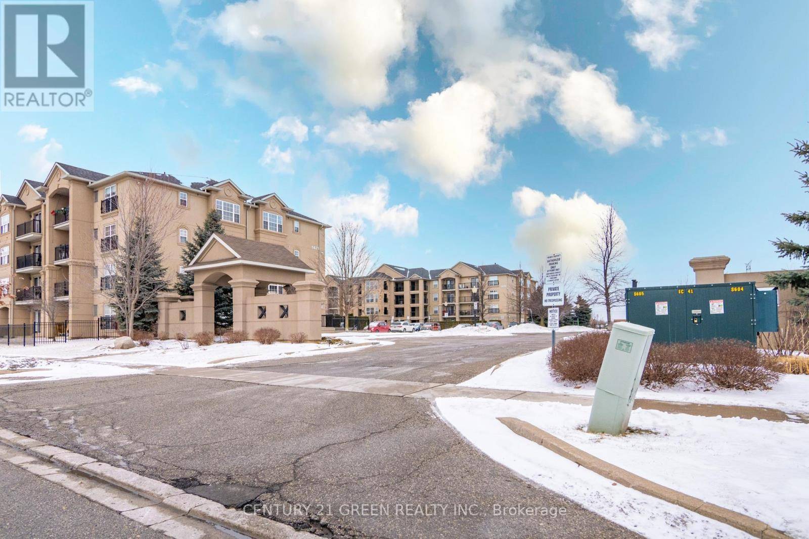 Milton (de Dempsey), ON L9T0B5,1479 Maple AVE #206