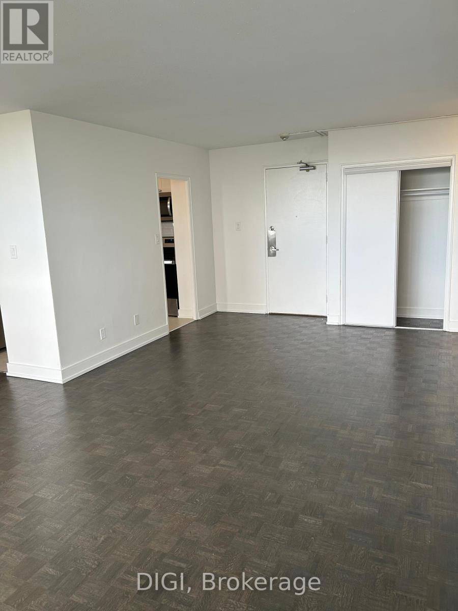 Toronto (kingsview Village-the Westway), ON M9R1S2,301 DIXON RD #609