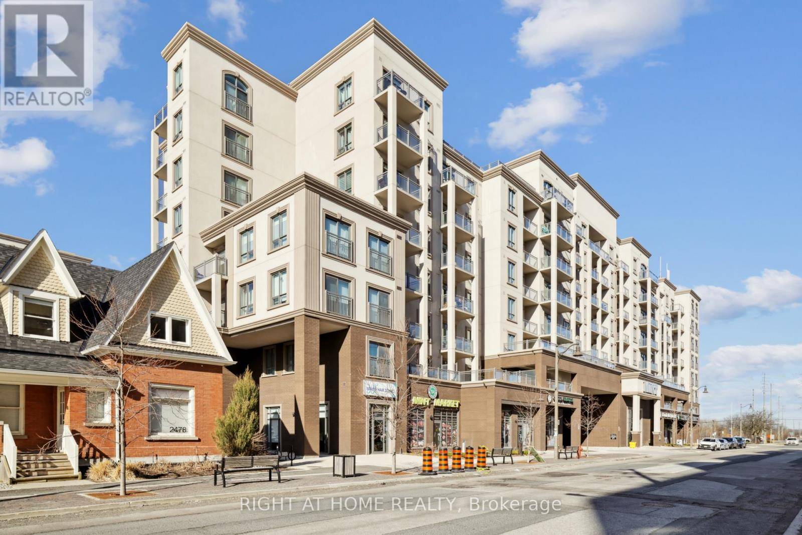 Oakville (wm Westmount), ON L6M4J2,2486 Old Bronte RD #815
