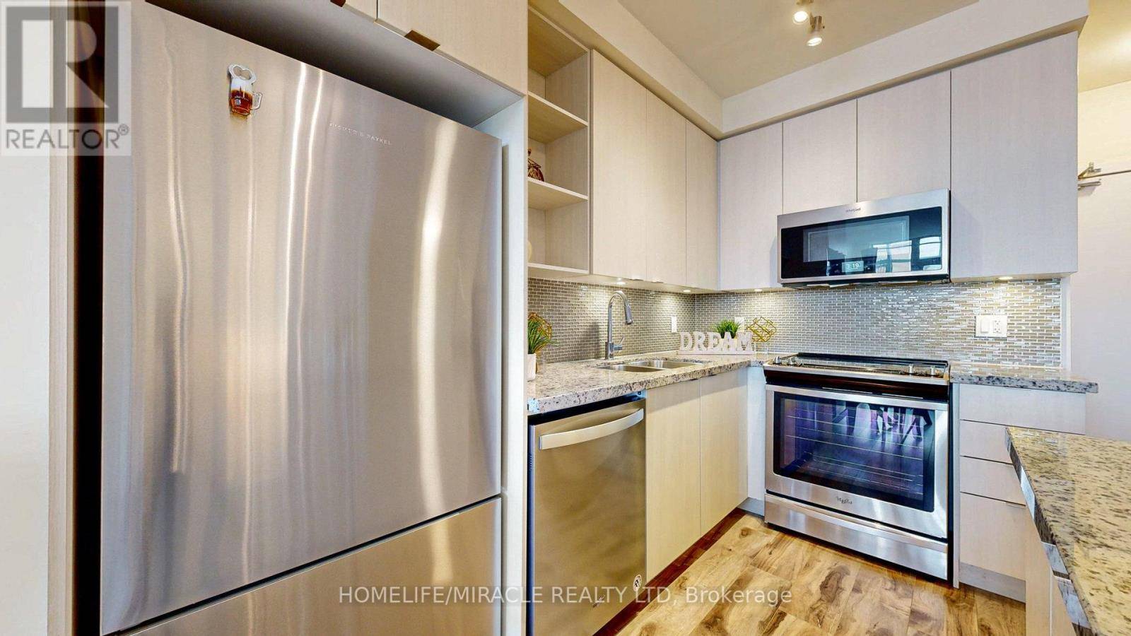 Mississauga (central Erin Mills), ON L5M0Z1,4655 Glen Erin DR #102