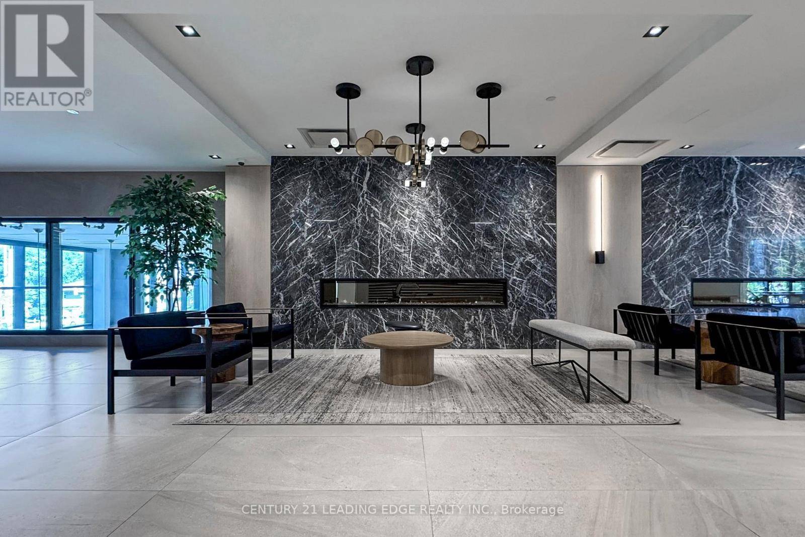 Toronto (downsview-roding-cfb), ON M3M2H3,50 George Butchart DR #507