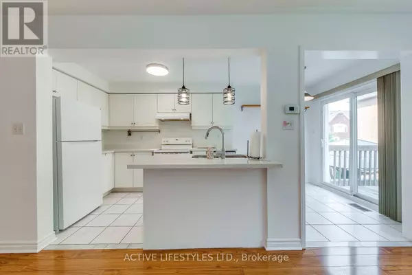 Mississauga (east Credit), ON L5M6G1,1591 South Parade CT #27