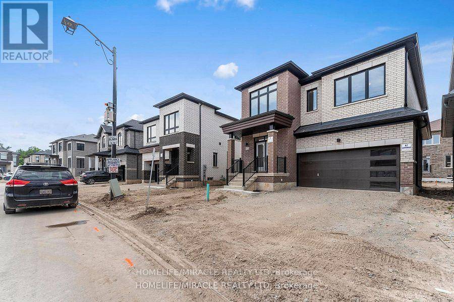 Milton (cb Cobban), ON L9T7E7,873 LOGAN DRIVE