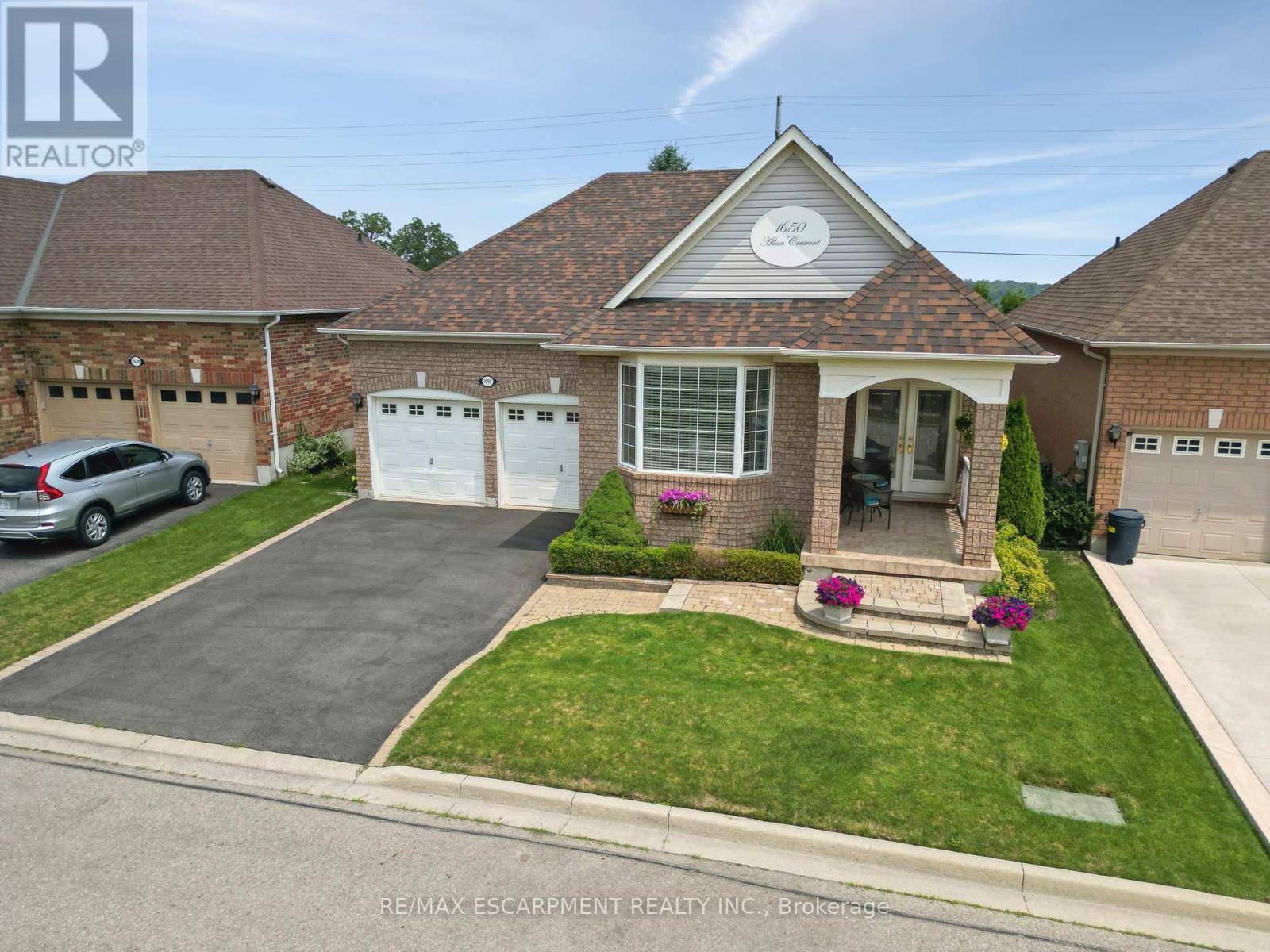 Milton (be Beaty), ON L9T5Z7,1650 ALLAN CRESCENT