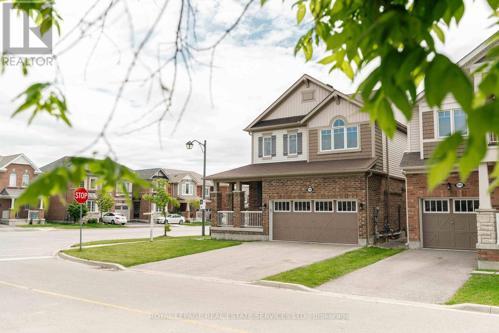 Milton (co Coates), ON L9T8Z7,974 PENSON CRESCENT