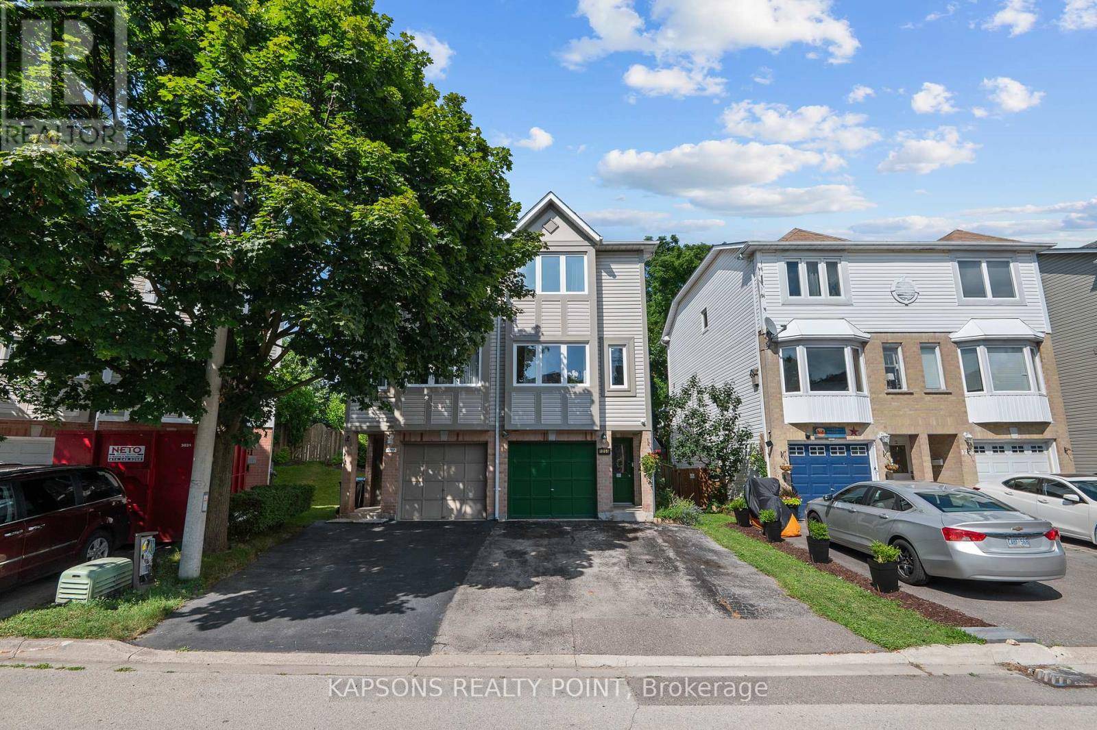 Mississauga (lakeview), ON L5E3H2,1255 WOODHILL COURT
