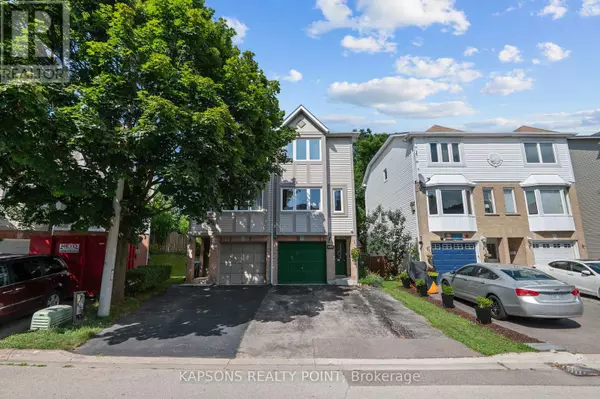 Mississauga (lakeview), ON L5E3H2,1255 WOODHILL COURT