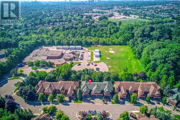 Mississauga (erin Mills), ON L5L5X2,1905 Broad Hollow Gate #49