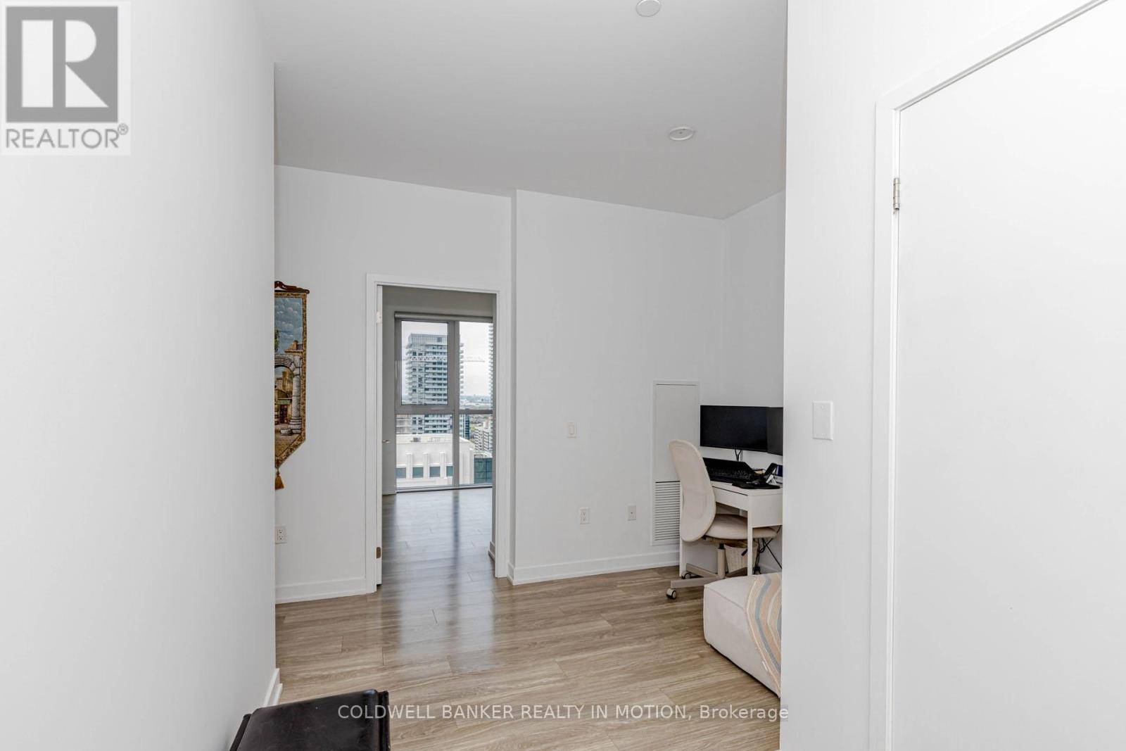Mississauga (city Centre), ON L5B0K2,4055 Parkside Village DR #3212