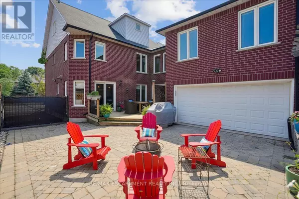 105 RIVER GLEN BOULEVARD, Oakville (ro River Oaks), ON L6H5Z5