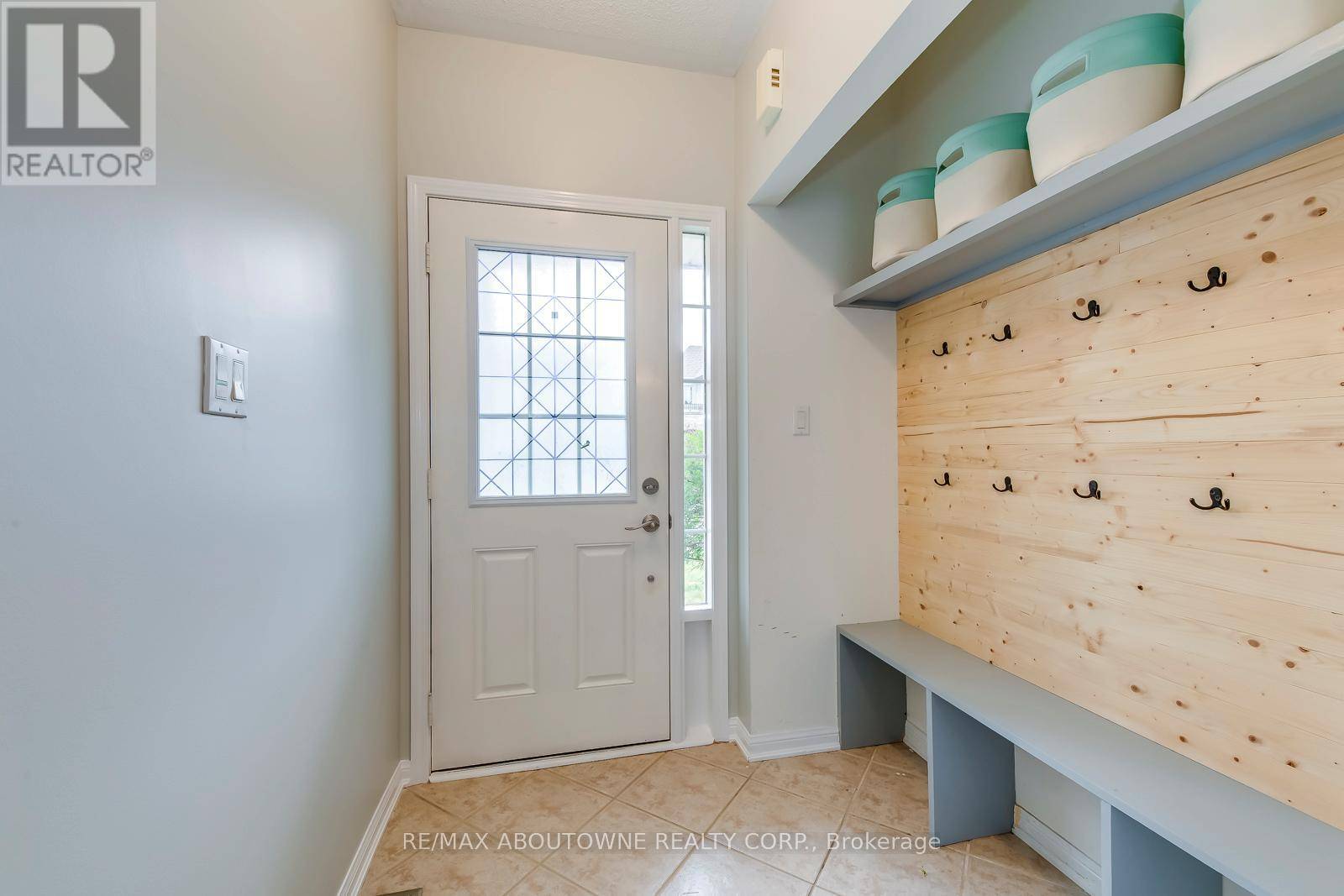 Oakville (bc Bronte Creek), ON L6M0A1,2457 SPRINGFOREST DRIVE