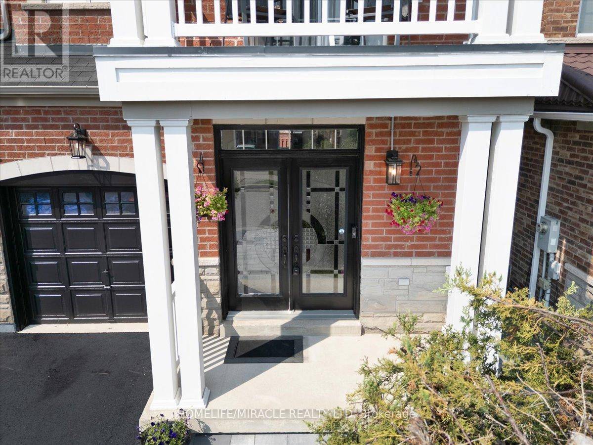 Brampton (bram West), ON L6Y5P8,29 CHARCOAL WAY