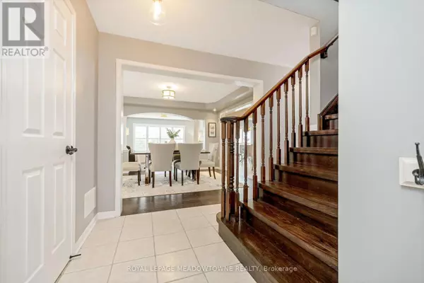 Milton (ha Harrison), ON L9T0Z1,847 ETHERINGTON WAY