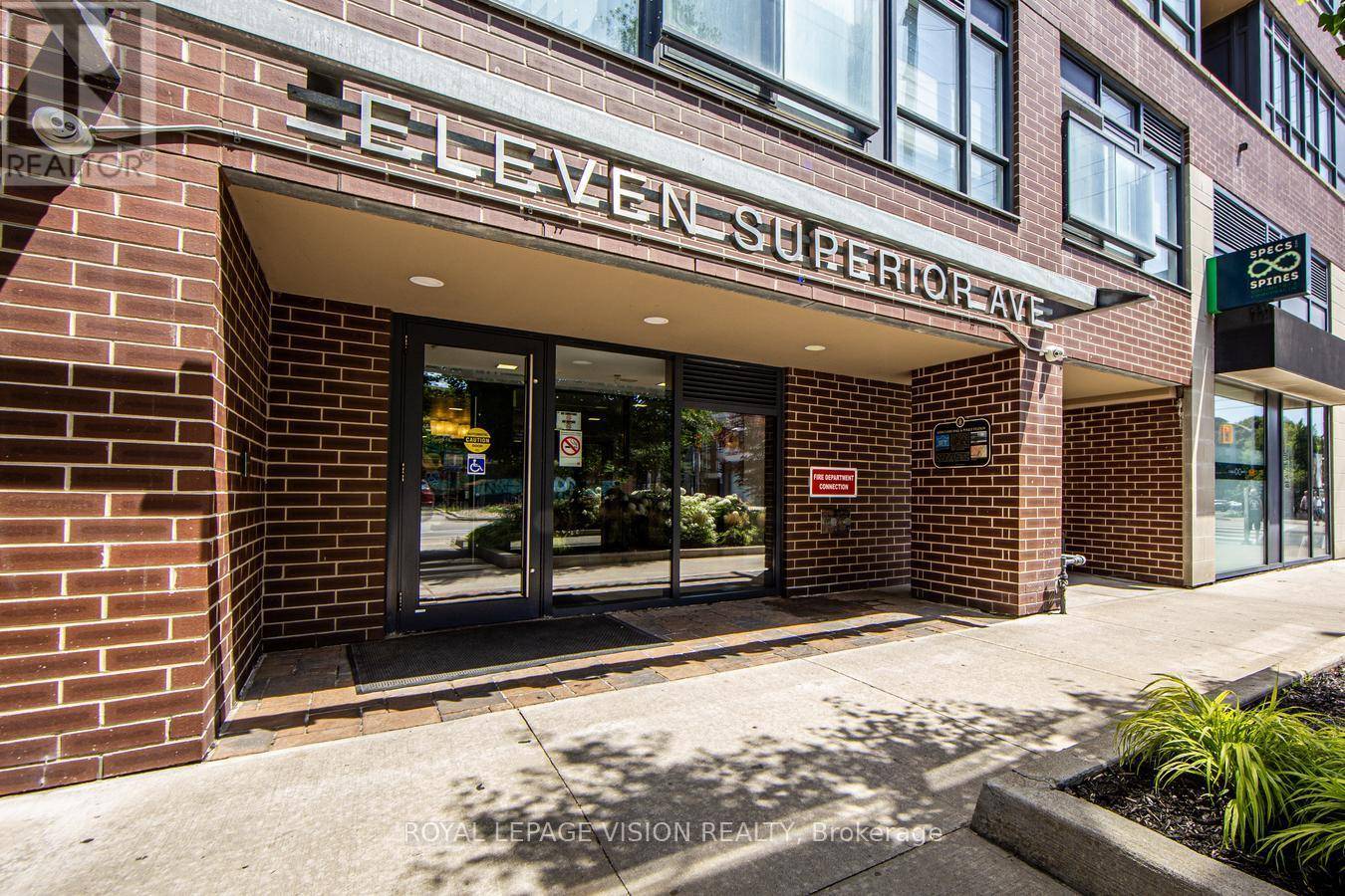 Toronto (mimico), ON M8V0A7,11 Superior AVE #708