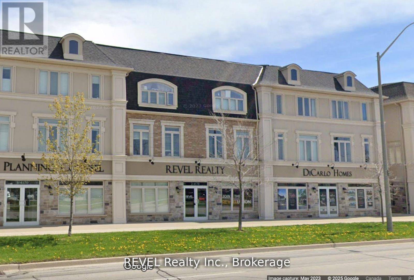 4170 Fairview ST #2, Burlington (shoreacres), ON L7L0G7