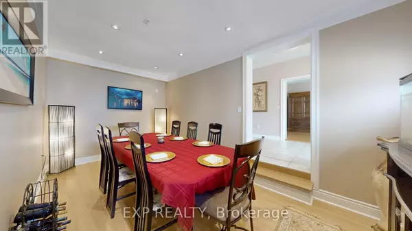 Brampton (vales Of Castlemore), ON L6P1G2,28 COSMO COURT