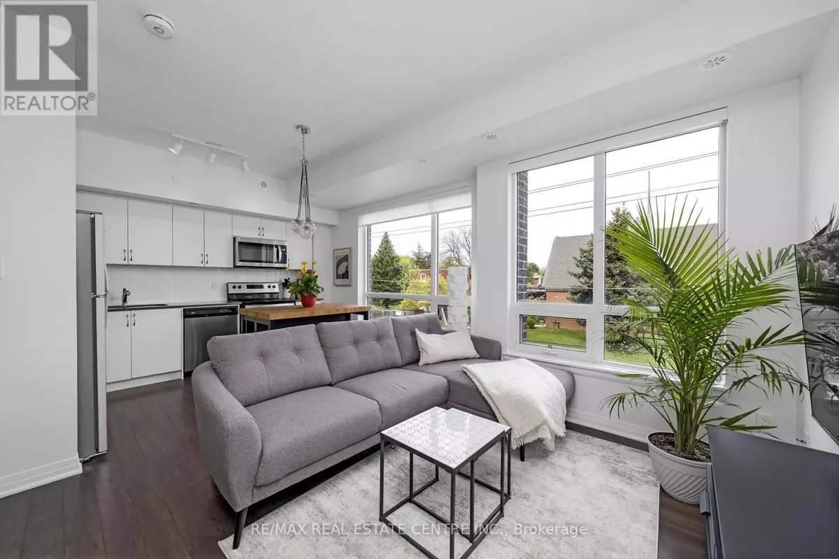 Mississauga (mineola), ON L5G0B6,680 Atwater AVE #7