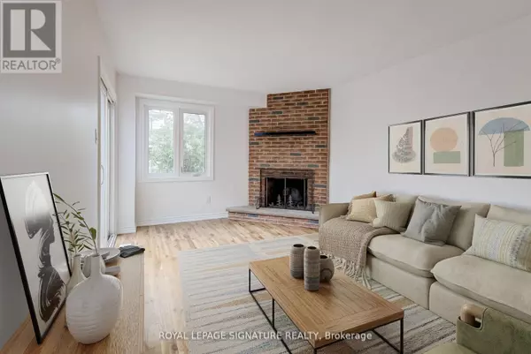 Brampton (fletcher's West), ON L6Y2L4,36 DENLOW DRIVE