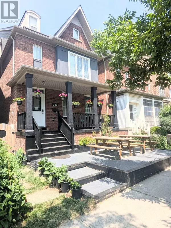 Toronto (york University Heights), ON M3J3N8,313 MURRAY ROSS PARKWAY