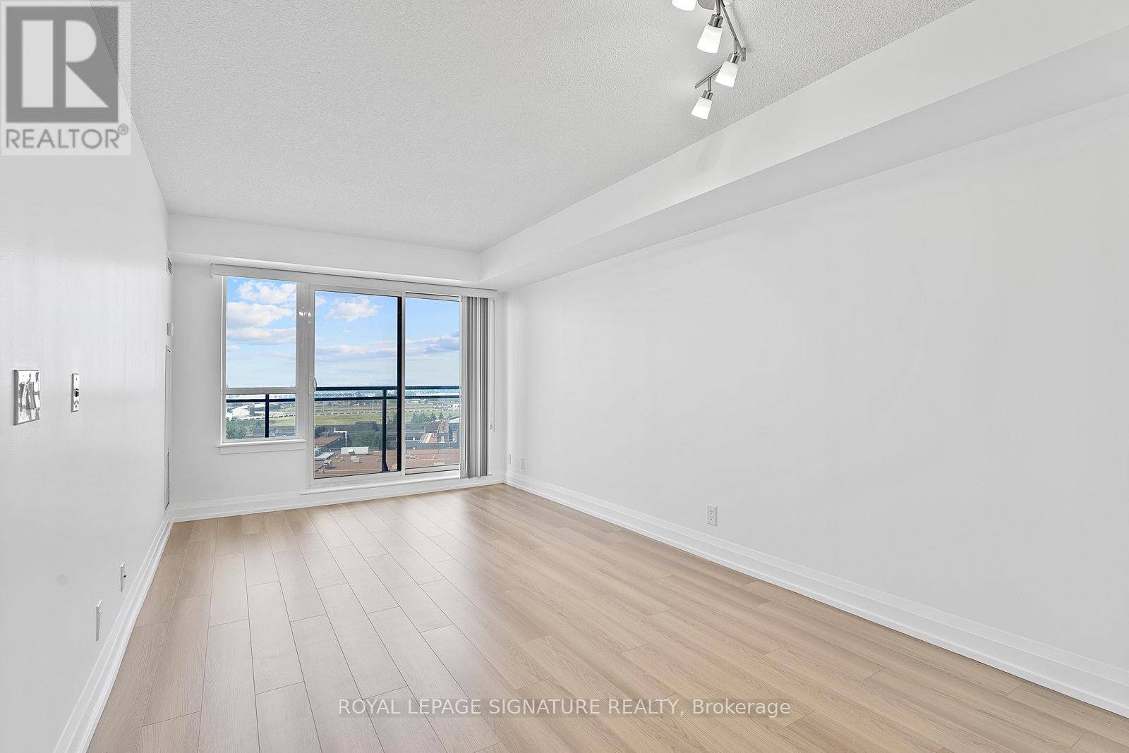 Toronto (york University Heights), ON M3J0G5,55 De Boers DR #1109