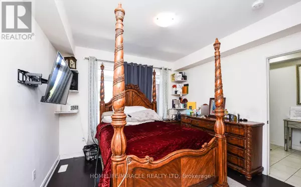 Brampton (northwest Brampton), ON L7A4W2,333 VETERANS DRIVE