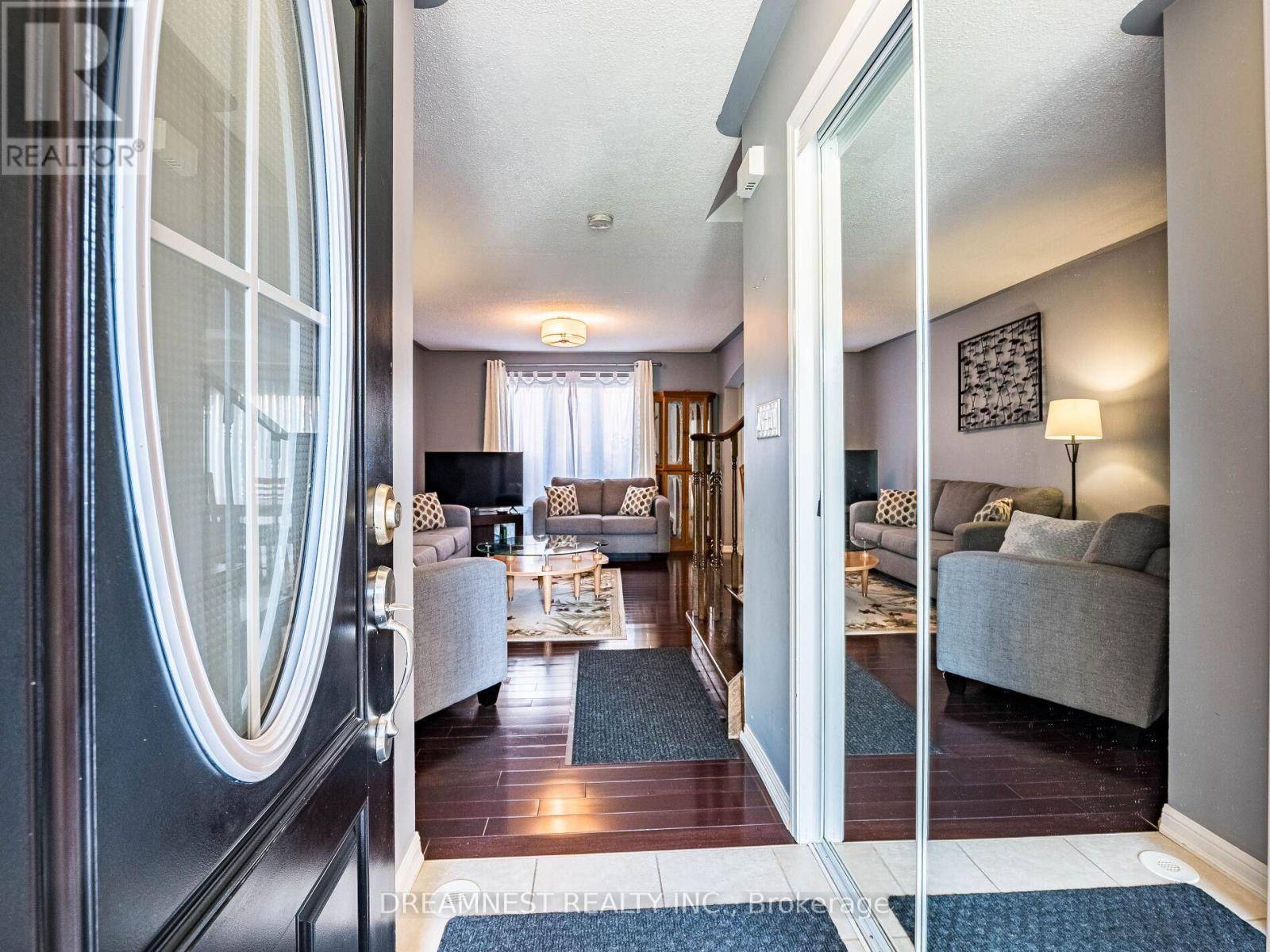 Milton (ha Harrison), ON L9T0R1,209 PROSSER CIRCLE